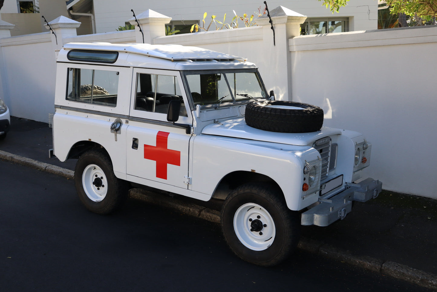 1976 Land Rover Series 3 - 3.0 V6 Ford Cortina