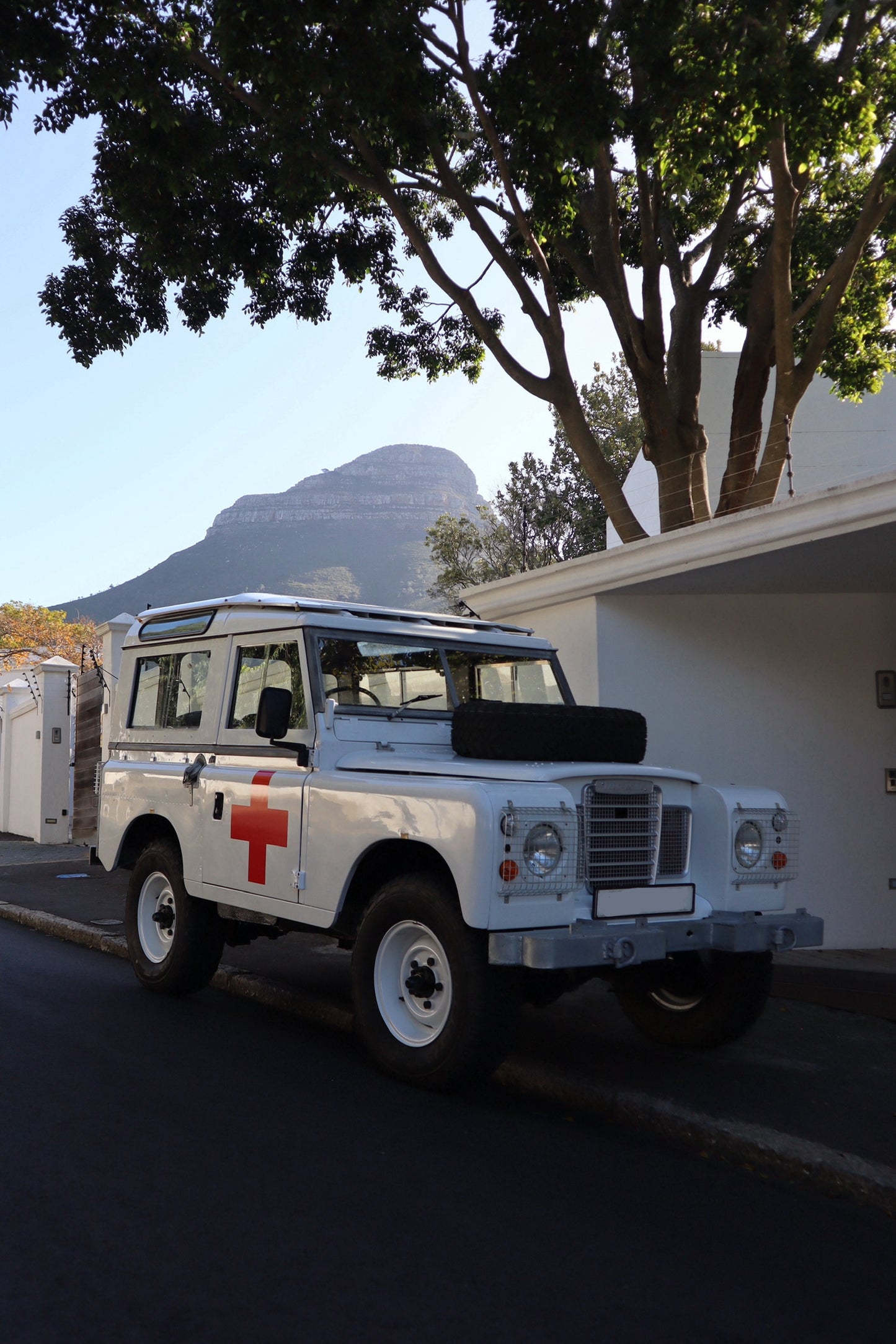 1976 Land Rover Series 3 - 3.0 V6 Ford Cortina