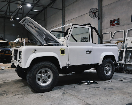 Land Rover Defender 2.8i Soft Top