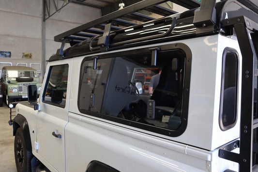 LAND ROVER DEFENDER (1983-2016) GULLWING WINDOW / GLASS - BY FRONT RUNNER